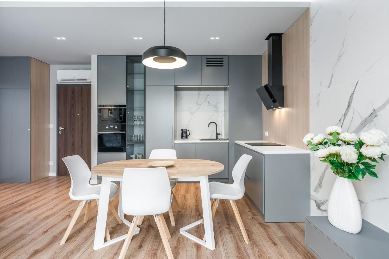 פוזנן Warta View Apartments מראה חיצוני תמונה