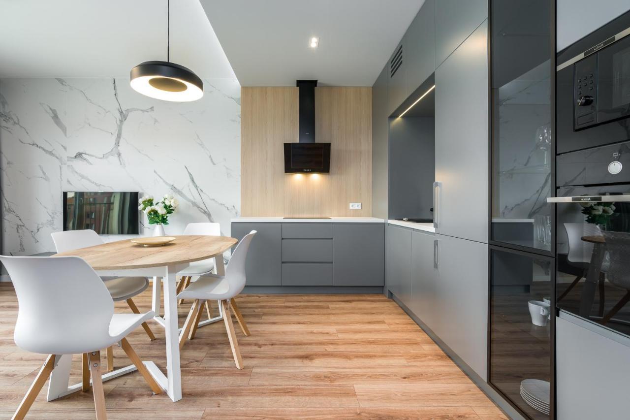 פוזנן Warta View Apartments מראה חיצוני תמונה